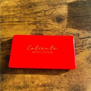 Artist Couture Caliente Red Palette